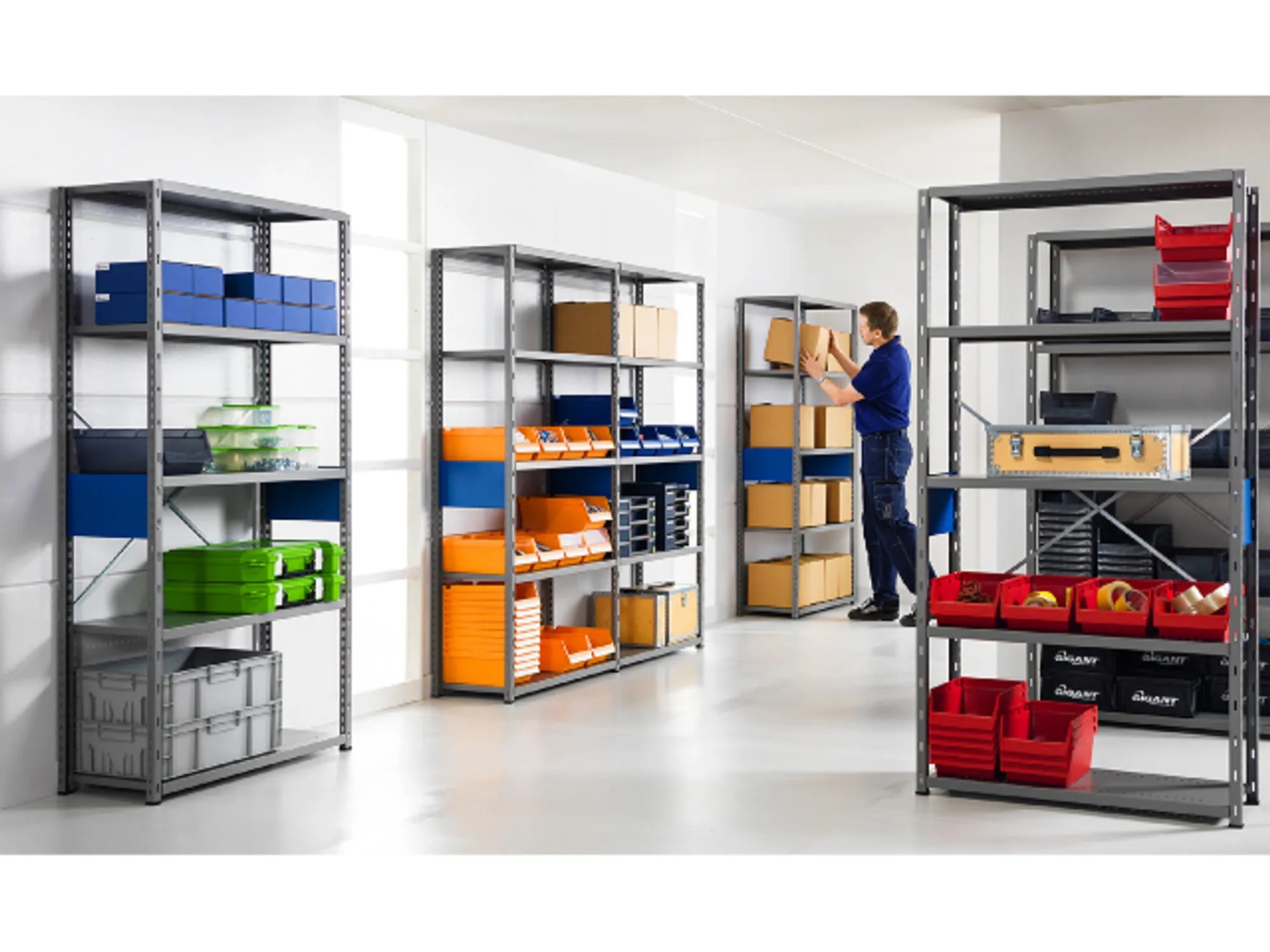 Gigant ferdige kombinasjonsforslag åpen hylle