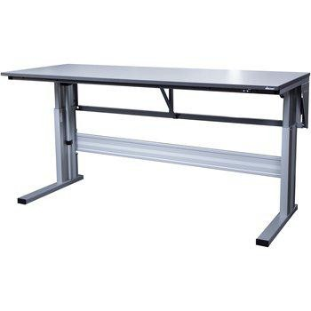 arbeidsbord med robust konstruksjon for industri og verksted